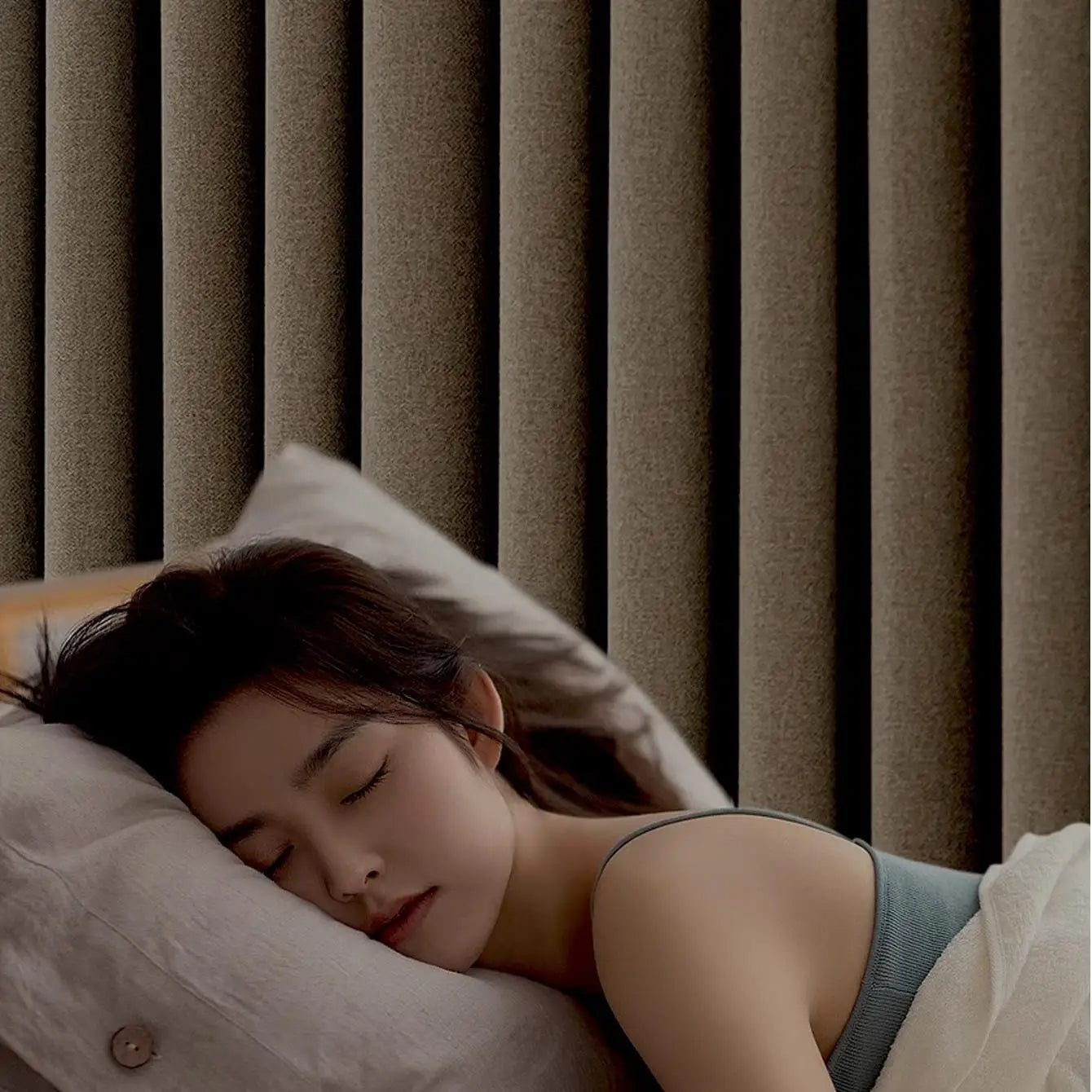 Verdunkelungsvorhang in Leinenoptik