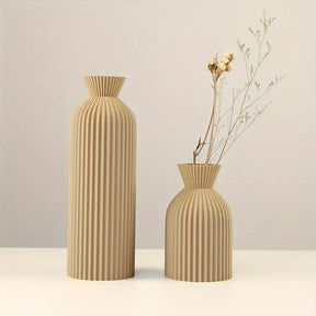 Minimal Tabletop Vase